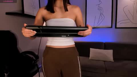 Kaia Ferreira online show from November 30, 2025, 11:47 am