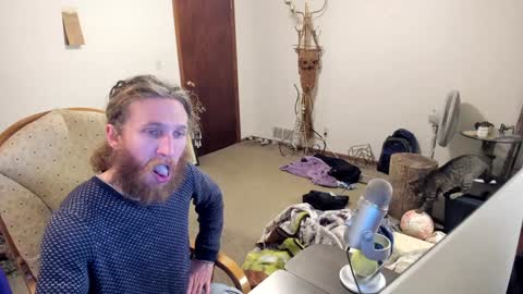 Kaiku77 online show from January 19, 2025, 9:33 am