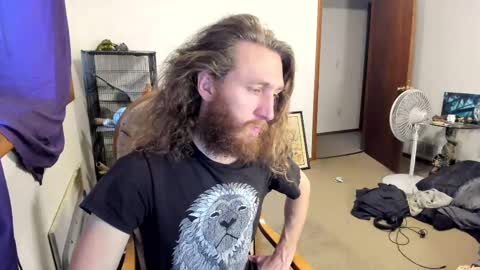 Kaiku77 online show from March 4, 2025, 8:05 pm