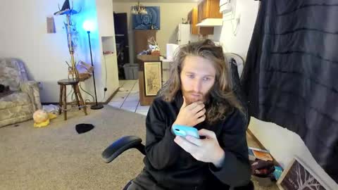 Kaiku77 online show from November 6, 2025, 9:05 pm