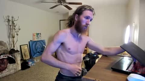 Kaiku77 online show from April 21, 2026, 1:42 am