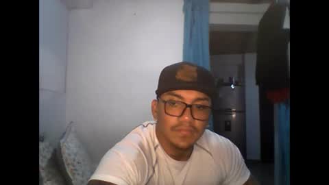 kail_1111 online show from November 28, 2025, 5:10 am