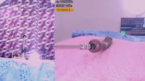 kaila Miller online show from December 28, 2024, 2:32 pm