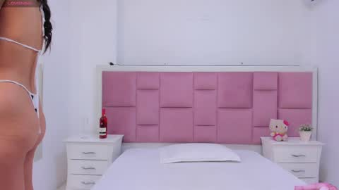 kelly online show from November 21, 2025, 11:20 am