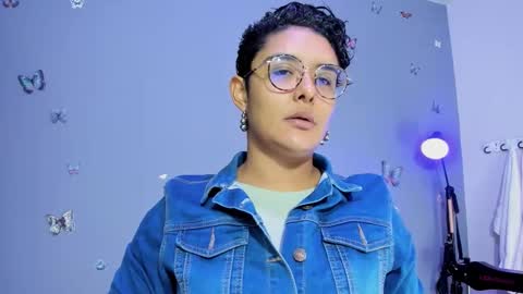 kaira_mosse_ online show from November 4, 2025, 11:09 am