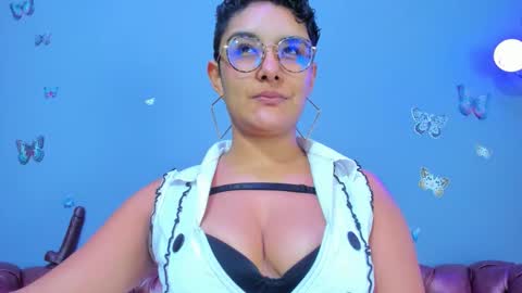 kaira_mosse_ online show from January 14, 2026, 12:00 pm