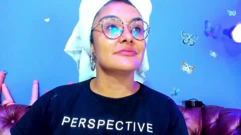 kaira_mosse_ online show from May 28, 2026, 11:51 am