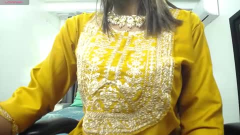 Snapshot of kairadayaamaii chatting on April 13, 2026, 12:32 pm Kaira online show from April 13, 2026, 12:32 pm