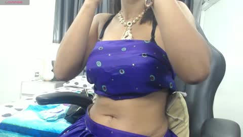 Snapshot of kairadayaamaii chatting on May 4, 2026, 12:01 pm Kaira online show from May 4, 2026, 12:01 pm