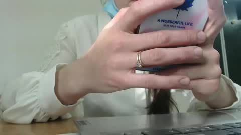 Snapshot of kairastar chatting on April 21, 2026, 12:22 pm Milana online show from April 21, 2026, 12:22 pm