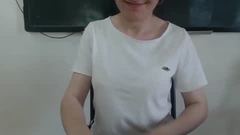 Snapshot of kairastar chatting on June 2, 2026, 7:32 am Milana online show from June 2, 2026, 7:32 am