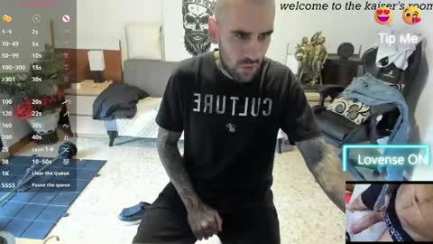 kaiser679 online show from April 24, 2026, 7:27 pm