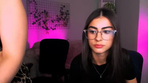 Kaisy online show from September 15, 2025, 7:25 pm