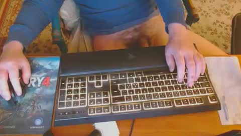 Leon online show from February 2, 2025, 3:49 pm