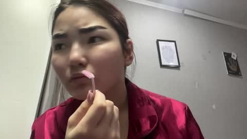 Snapshot of kalalinet chatting on April 16, 2026, 3:13 pm Sakura online show from April 16, 2026, 3:13 pm