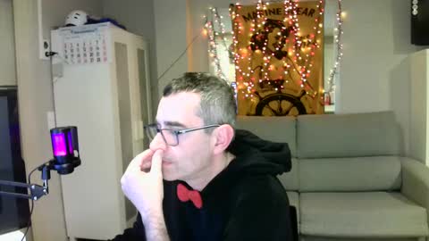 Snapshot of kalem48 chatting on January 7, 2025, 5:01 am MusicMen49 online show from January 7, 2025, 5:01 am