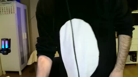 Snapshot of kalem48 chatting on January 7, 2025, 11:14 pm MusicMen49 online show from January 7, 2025, 11:14 pm