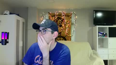 Snapshot of kalem48 chatting on February 7, 2025, 11:03 pm MusicMen49 online show from February 7, 2025, 11:03 pm