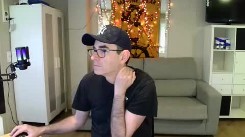 Snapshot of kalem48 chatting on March 1, 2025, 9:51 am MusicMen49 online show from March 1, 2025, 9:51 am