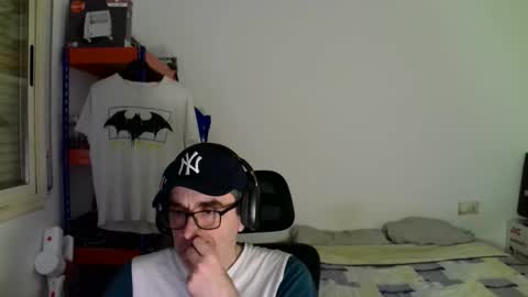 Snapshot of kalem48 chatting on March 21, 2026, 12:26 am MusicMen49 online show from March 21, 2026, 12:26 am