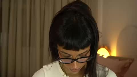 kaligray10 online show from September 8, 2025, 8:08 pm