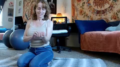 Tara Smith online show from February 14, 2025, 4:52 pm