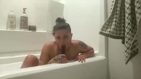 Snapshot of kalinature chatting on January 18, 2026, 4:38 am kalinature online show from January 18, 2026, 4:38 am