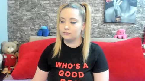 Snapshot of kalindahot chatting on November 15, 2025, 11:10 pm kalindahot online show from November 15, 2025, 11:10 pm