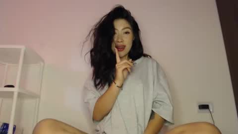 ONLY FANS  cami0777 FANSLY Camilabcruz777    instagram  online show from January 17, 2025, 4:15 pm