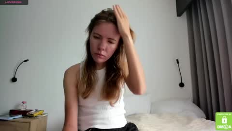 Snapshot of kalisee_ chatting on May 9, 2026, 4:50 am Kalisee online show from May 9, 2026, 4:50 am