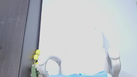 Hannah online show from April 21, 2026, 1:42 am