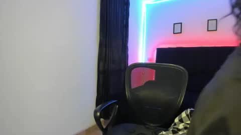 Snapshot of kamala_khan_tx chatting on May 28, 2026, 11:57 pm Online 800 to 1400 online show from May 28, 2026, 11:57 pm