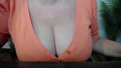 KamaliaSim online show from April 8, 2026, 7:14 pm