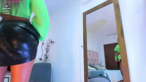    online show from April 25, 2026, 12:52 pm