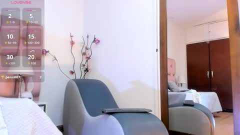 Snapshot of kamila_arias chatting on May 6, 2026, 12:54 pm online show from May 6, 2026, 12:54 pm
