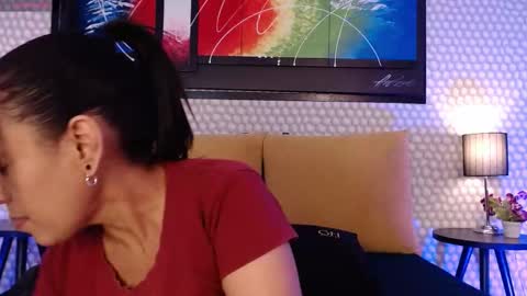 Kami online show from March 9, 2026, 7:40 pm