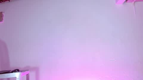 Snapshot of kamila_ruiz chatting on February 12, 2025, 11:41 pm kamila_ruiz online show from February 12, 2025, 11:41 pm