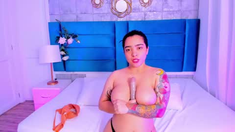 Kamila Betancourt online show from March 11, 2025, 5:24 pm