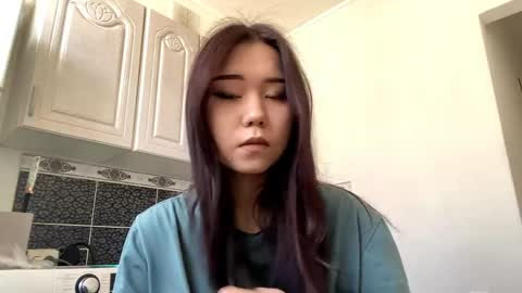 Bella online show from April 18, 2026, 6:17 am