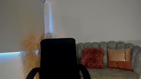 Snapshot of kamilamonroe chatting on February 6, 2026, 5:05 pm Kamila Monroe online show from February 6, 2026, 5:05 pm