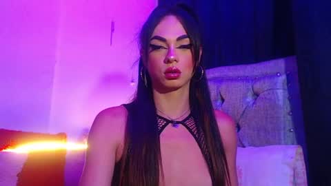 Snapshot of kamilathopsom chatting on June 24, 2026, 11:48 pm CAMILA SANTAMARIA online show from June 24, 2026, 11:48 pm