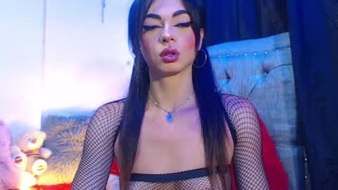 Snapshot of kamilathopsom chatting on June 30, 2026, 10:55 pm CAMILA SANTAMARIA online show from June 30, 2026, 10:55 pm