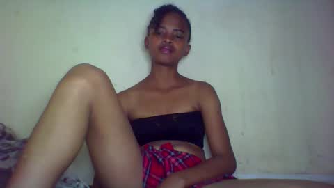 Snapshot of kamillah69 chatting on November 9, 2025, 4:27 pm kamillah69 online show from November 9, 2025, 4:27 pm