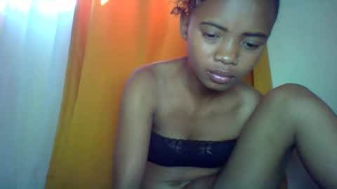 Snapshot of kamillah69 chatting on November 10, 2025, 6:34 am kamillah69 online show from November 10, 2025, 6:34 am