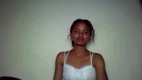 Snapshot of kamillah69 chatting on November 12, 2025, 10:09 pm kamillah69 online show from November 12, 2025, 10:09 pm