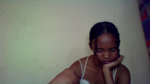 Snapshot of kamillah69 chatting on November 13, 2025, 10:25 am kamillah69 online show from November 13, 2025, 10:25 am