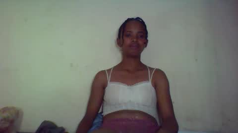 Snapshot of kamillah69 chatting on November 14, 2025, 6:50 pm kamillah69 online show from November 14, 2025, 6:50 pm