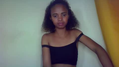 Snapshot of kamillah69 chatting on November 17, 2025, 6:46 pm kamillah69 online show from November 17, 2025, 6:46 pm