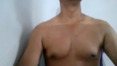 Snapshot of kamilo69_ chatting on July 19, 2026, 10:57 pm Kamilo online show from July 19, 2026, 10:57 pm