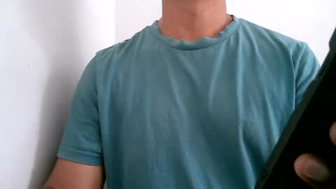 Snapshot of kamilo69_ chatting on July 25, 2026, 1:08 pm Kamilo online show from July 25, 2026, 1:08 pm